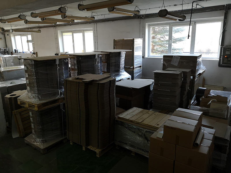 kartonnen dozen op maat labels